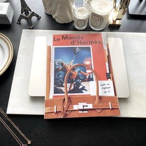 HERMES BOOK